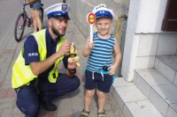 policjant i dziecko