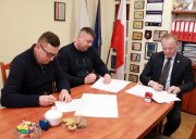 podpisanie umowy na budowę nowego Posterunku Policji w Trzcińsku- Zdroju
